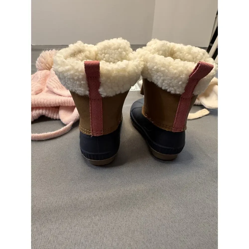 Cozy Toddler Winter Bundle – Boots + 2 Hat & Mitten Sets #608